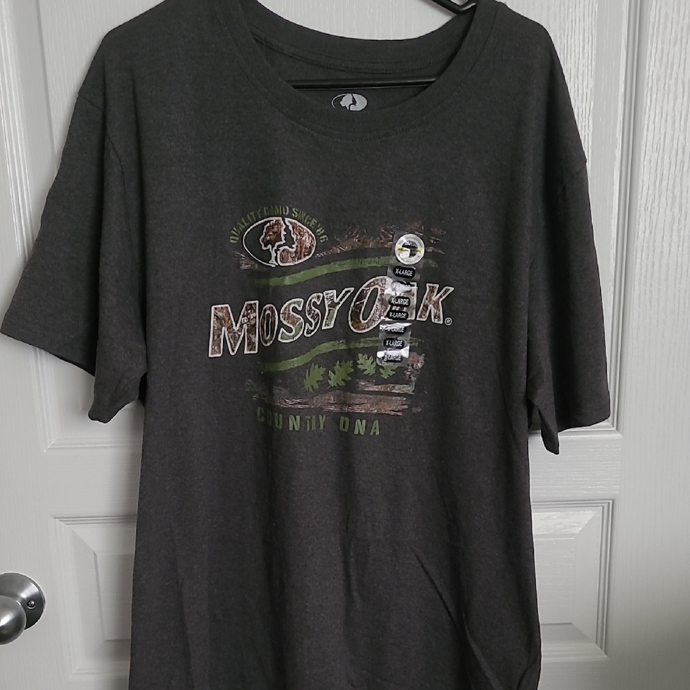 Mossy Oak Men's Charcoal Graphic Short-Sleeve Tee